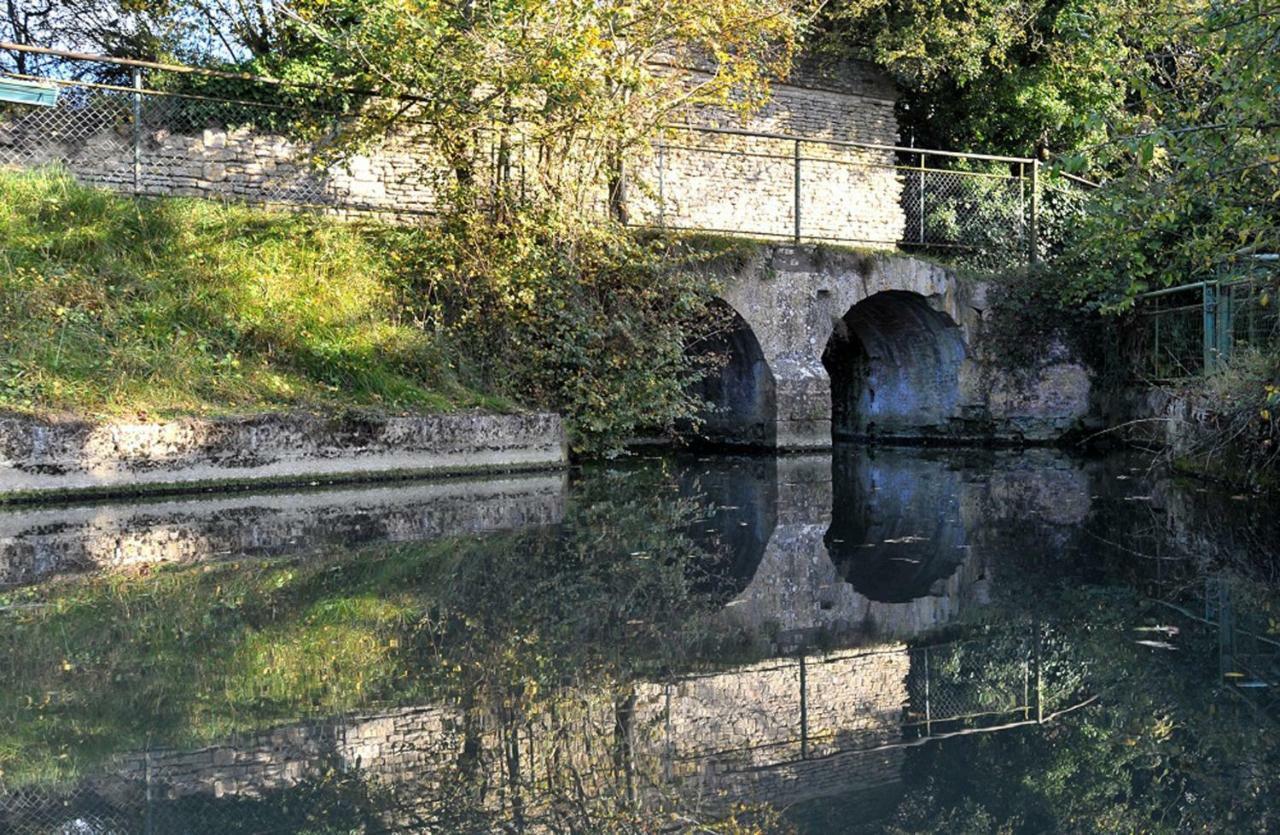 Les Gites Du Douet Du Houlle Courcy  外观 照片