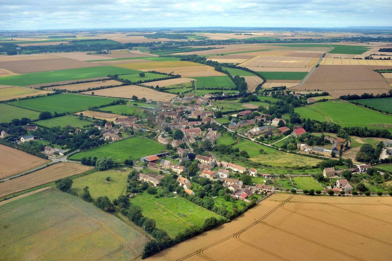 Les Gites Du Douet Du Houlle Courcy  外观 照片
